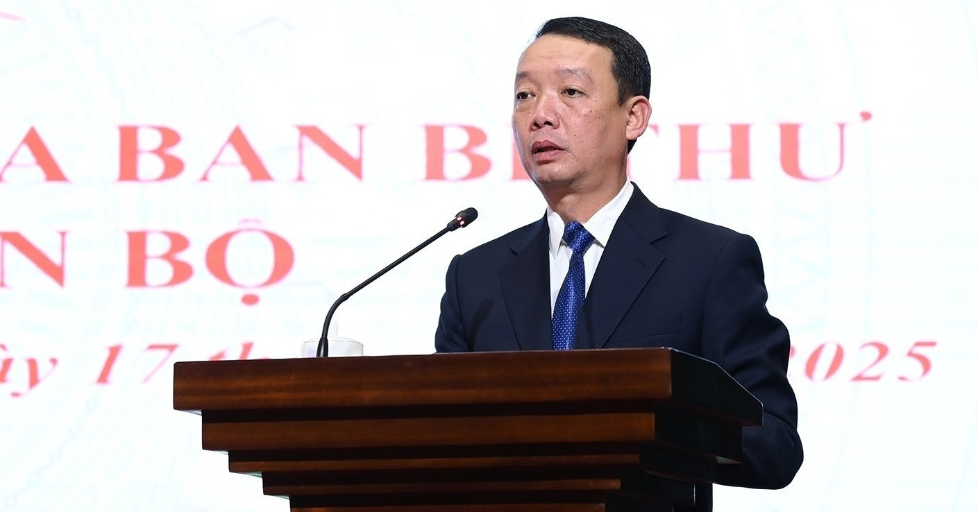 Phan Thien Dinh appointed new chairman of Ha Tinh province