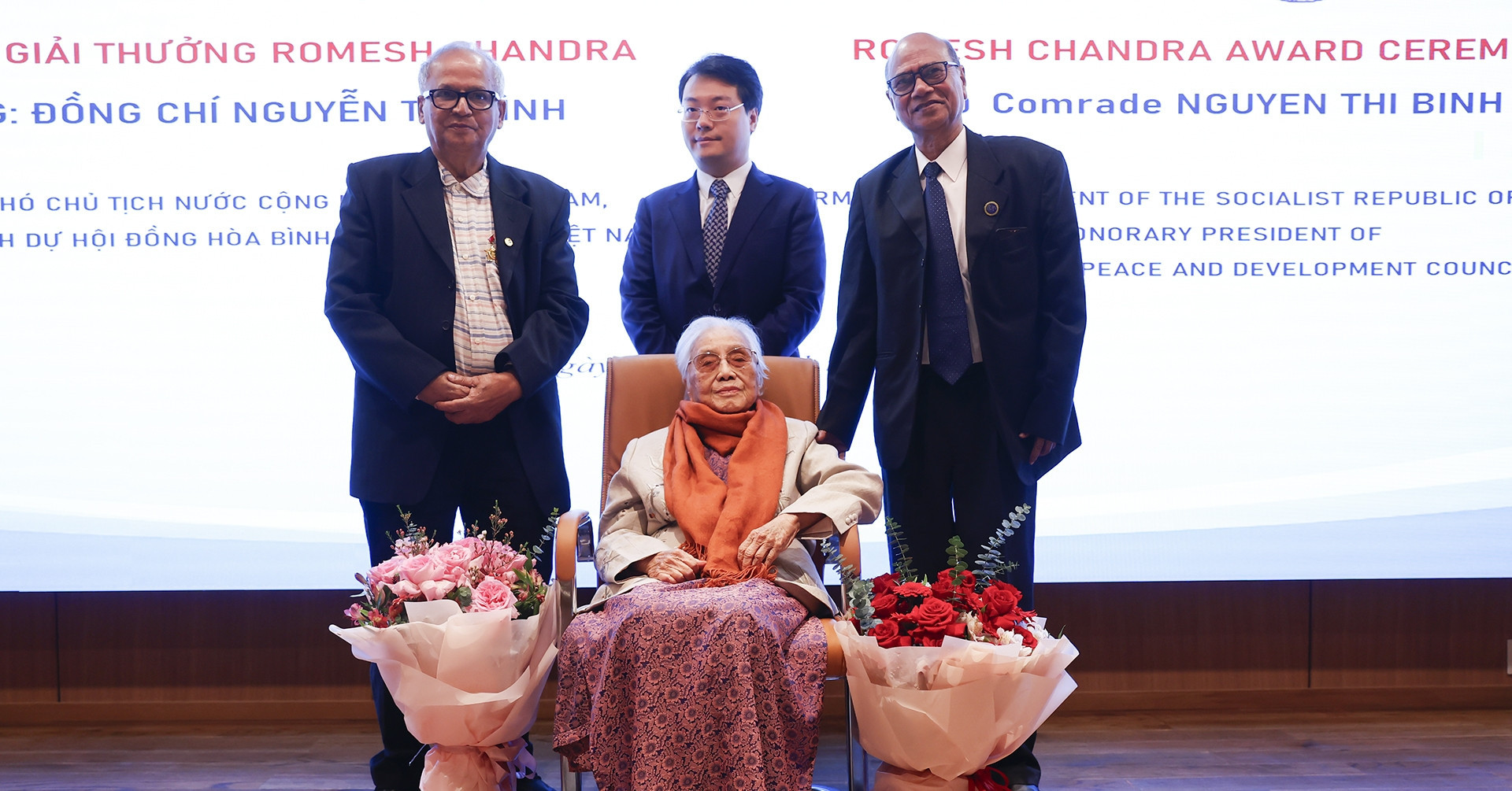 Vietnam’s iconic diplomat Nguyen Thi Binh honored with peace award