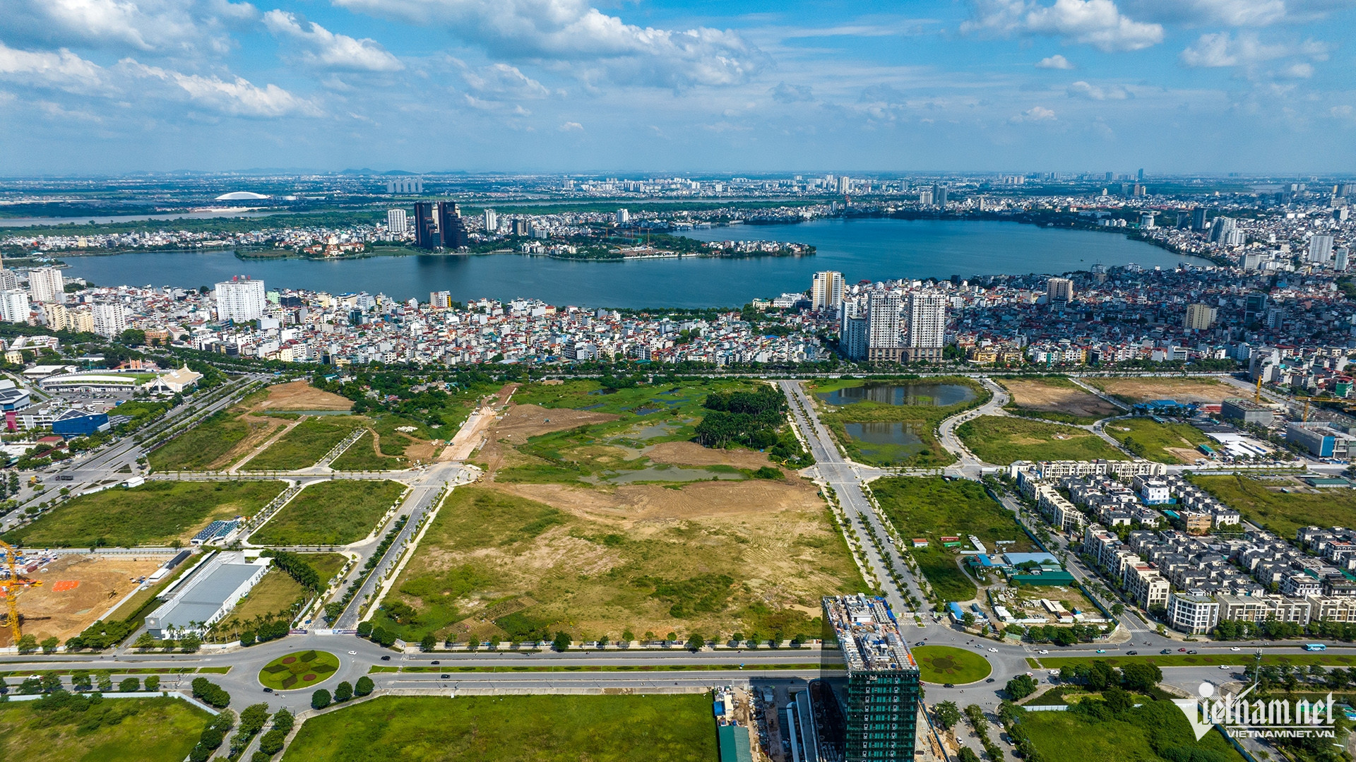 Hanoi’s official land prices challenge affordability as housing costs rise