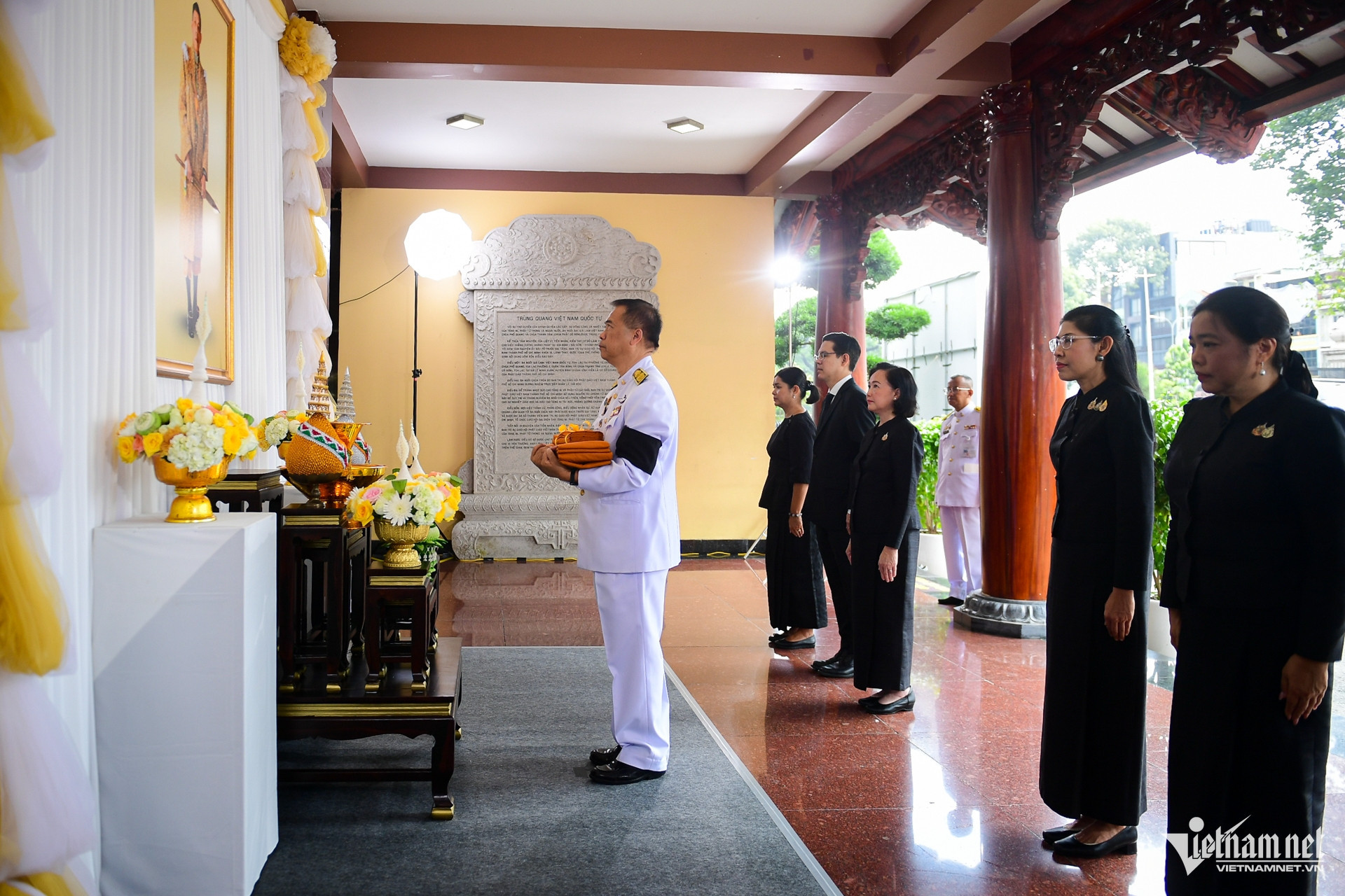 buddhist rituals vietnam.jpg