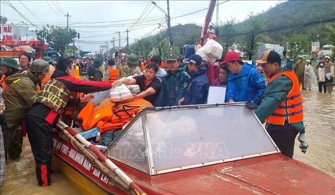 VND1.39tril registered as relief aid for flood victims