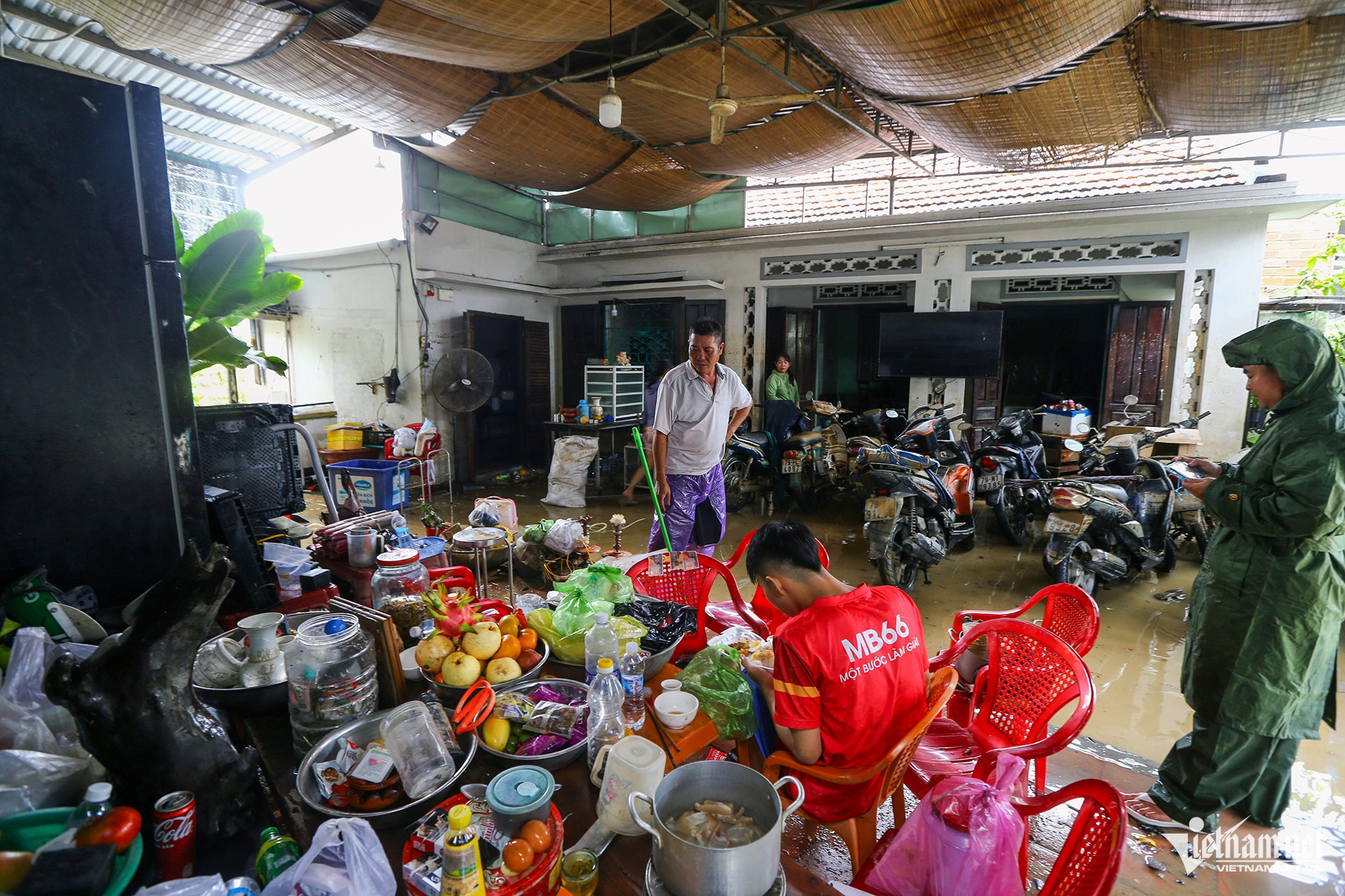 flood in nha trang2.jpg