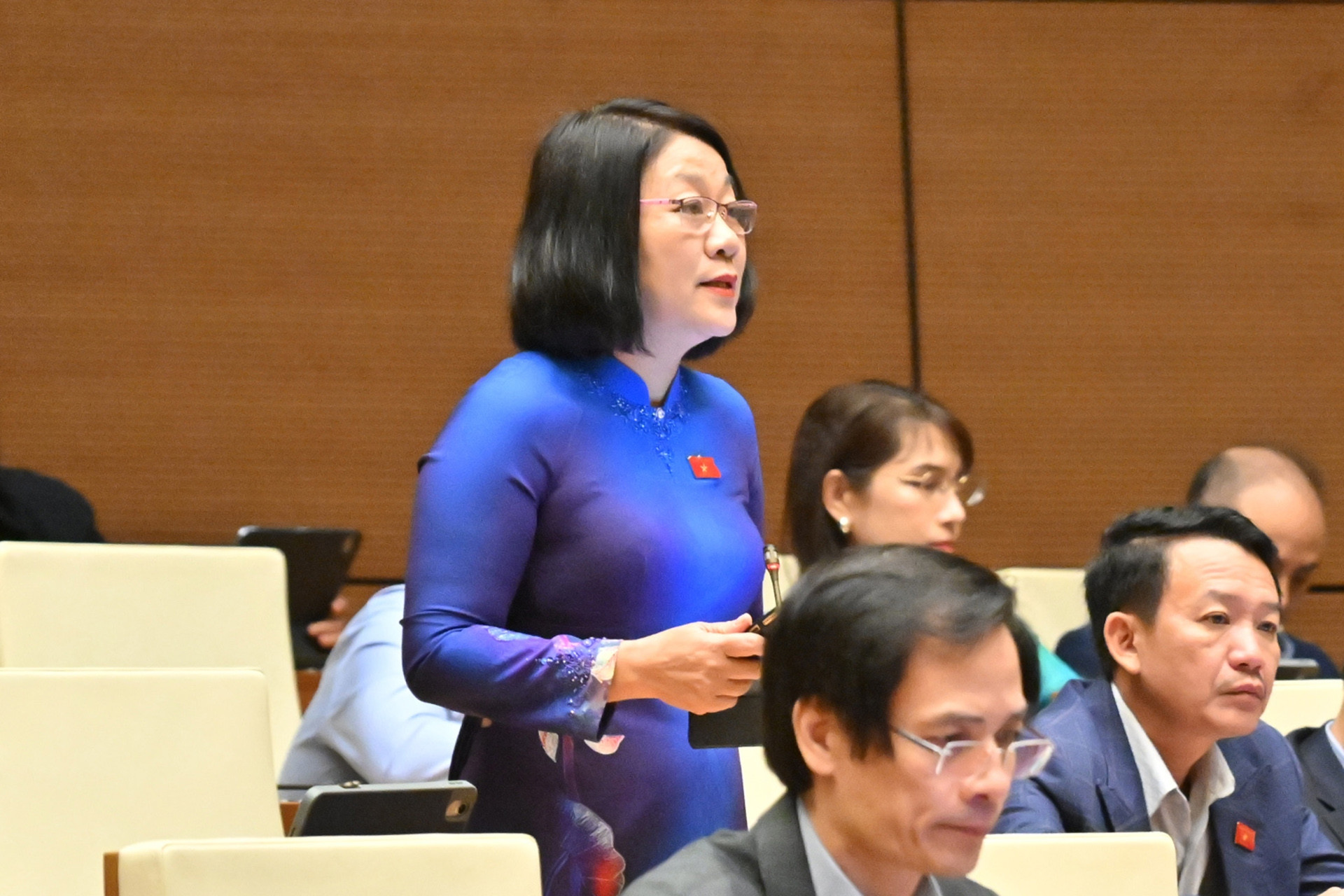 Lawmaker proposes free textbooks for students next year