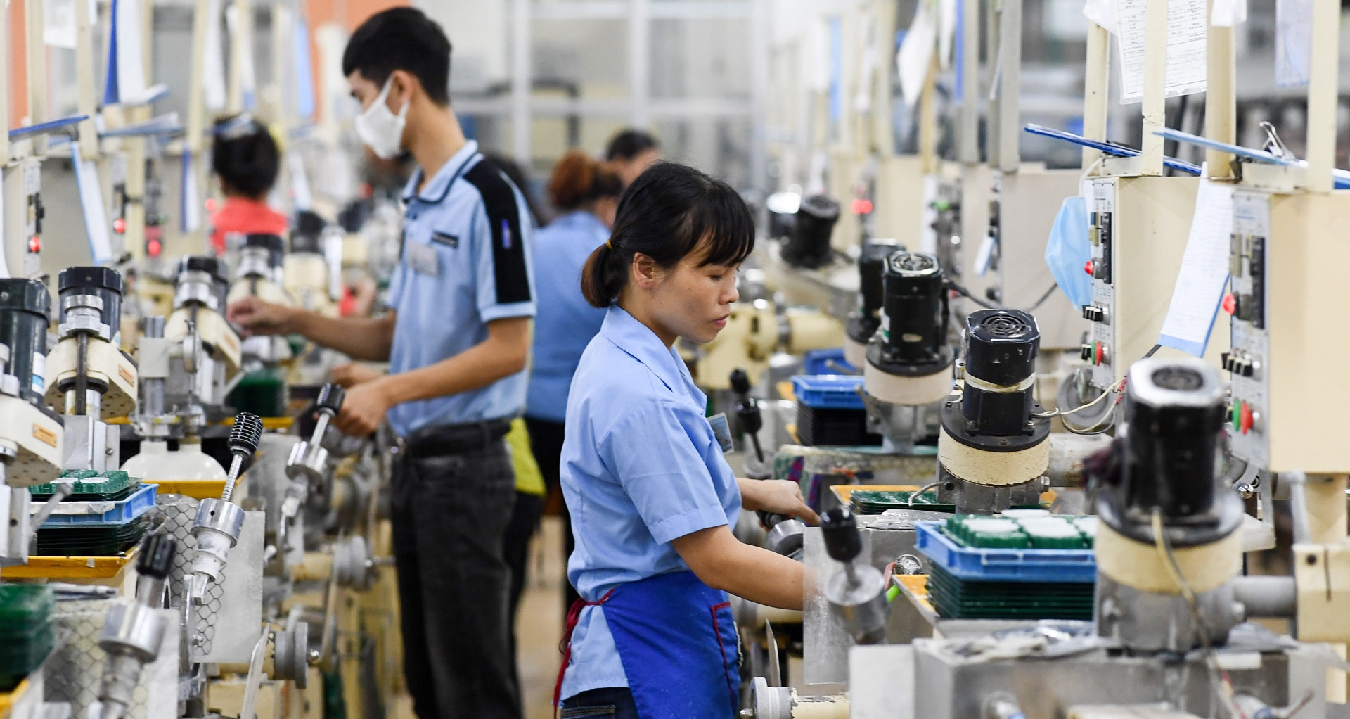 Vietnam revises high-tech law to lure top-tier FDI and retain tech giants