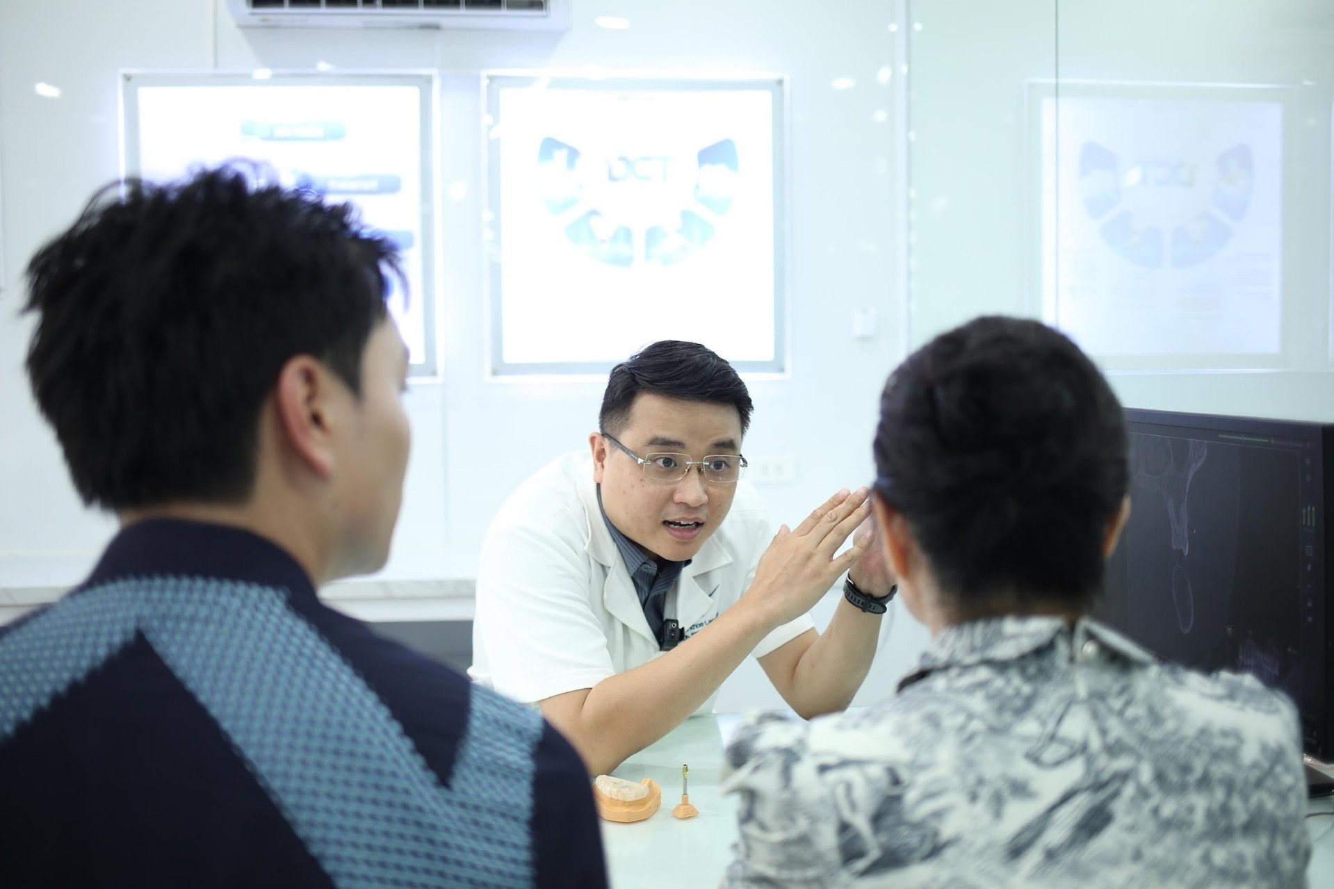 Dental tourism: How to prepare for implants in Vietnam