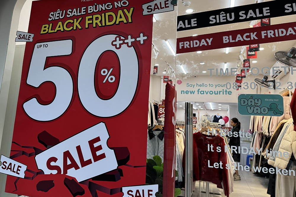 Black Friday discounts up to 80% still fail to attract shoppers