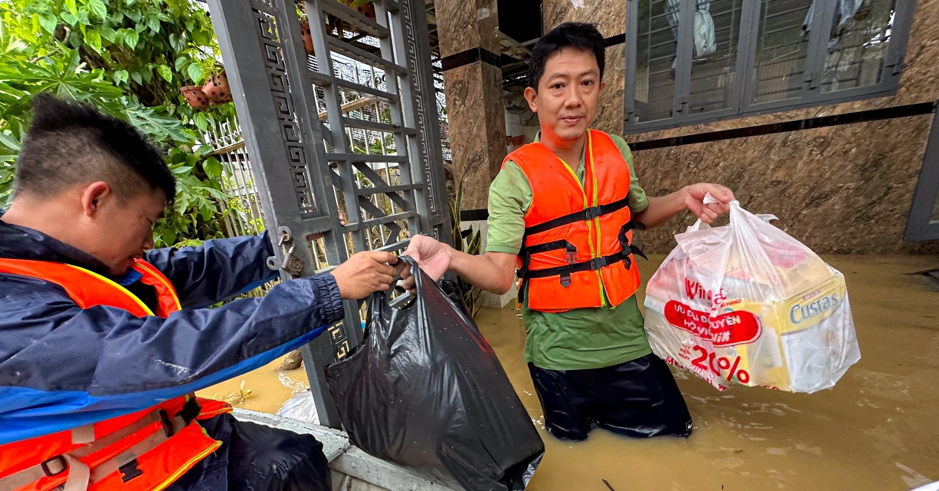 Vietnam receives nearly $16mil. in international aid for flood recovery
