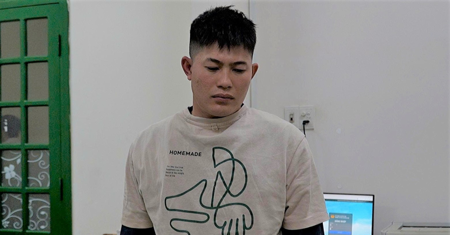 Young father arrested after jumping off bridge with two children