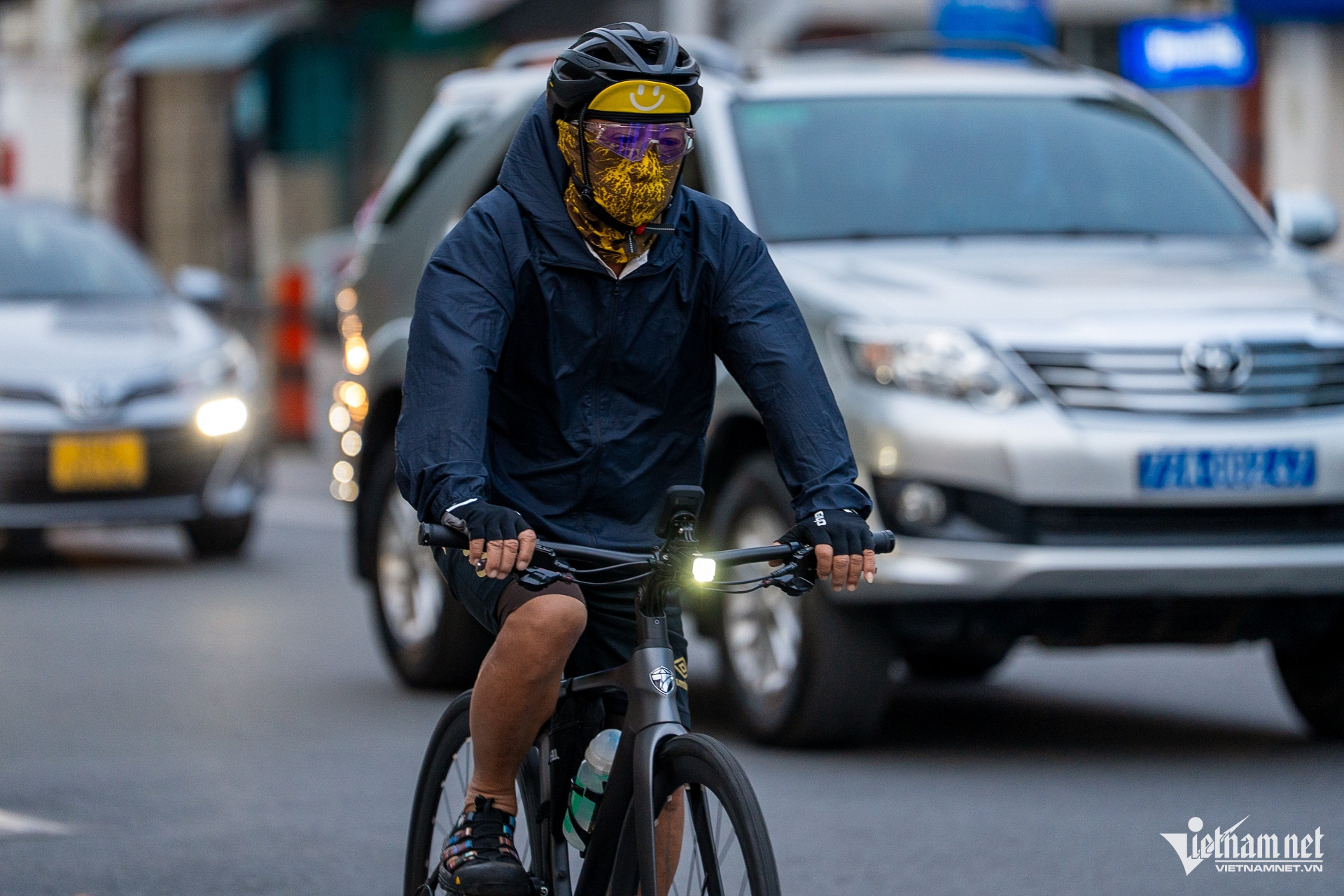 W-trời lạnh TPHCM   Tuấn Hùng.jpg