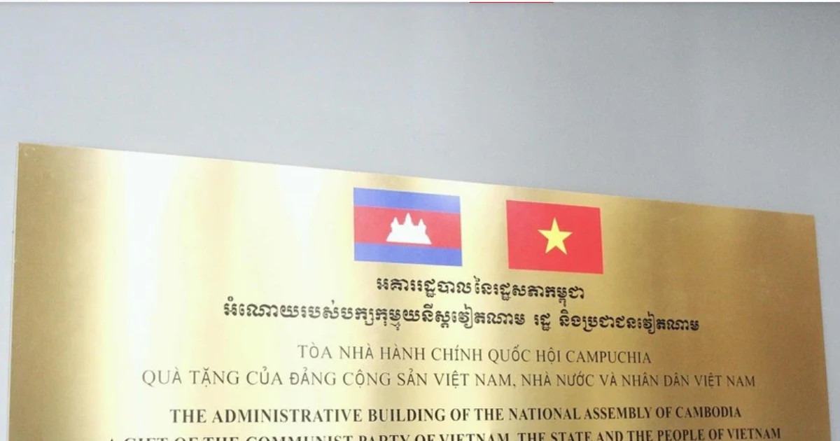 Government issues decree on Vietnam's overseas aid