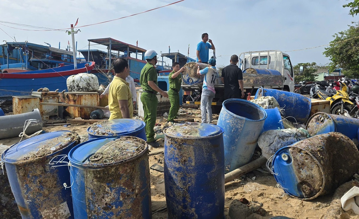 lâm đồng cấm biển ứng phó bão số 15 koto...jpg