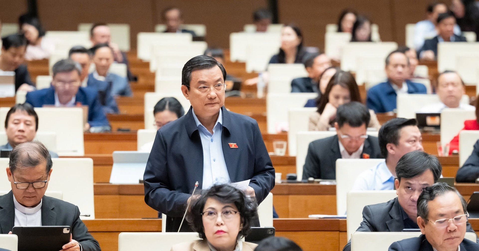 Urgent call to ban laughing gas and new psychoactive substances