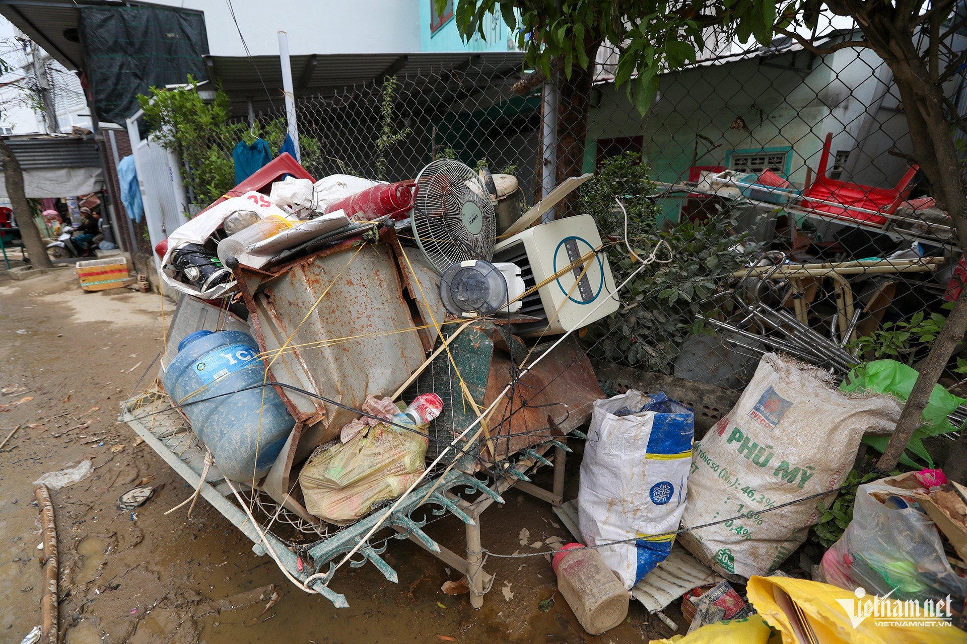 vietnam floods15.jpg