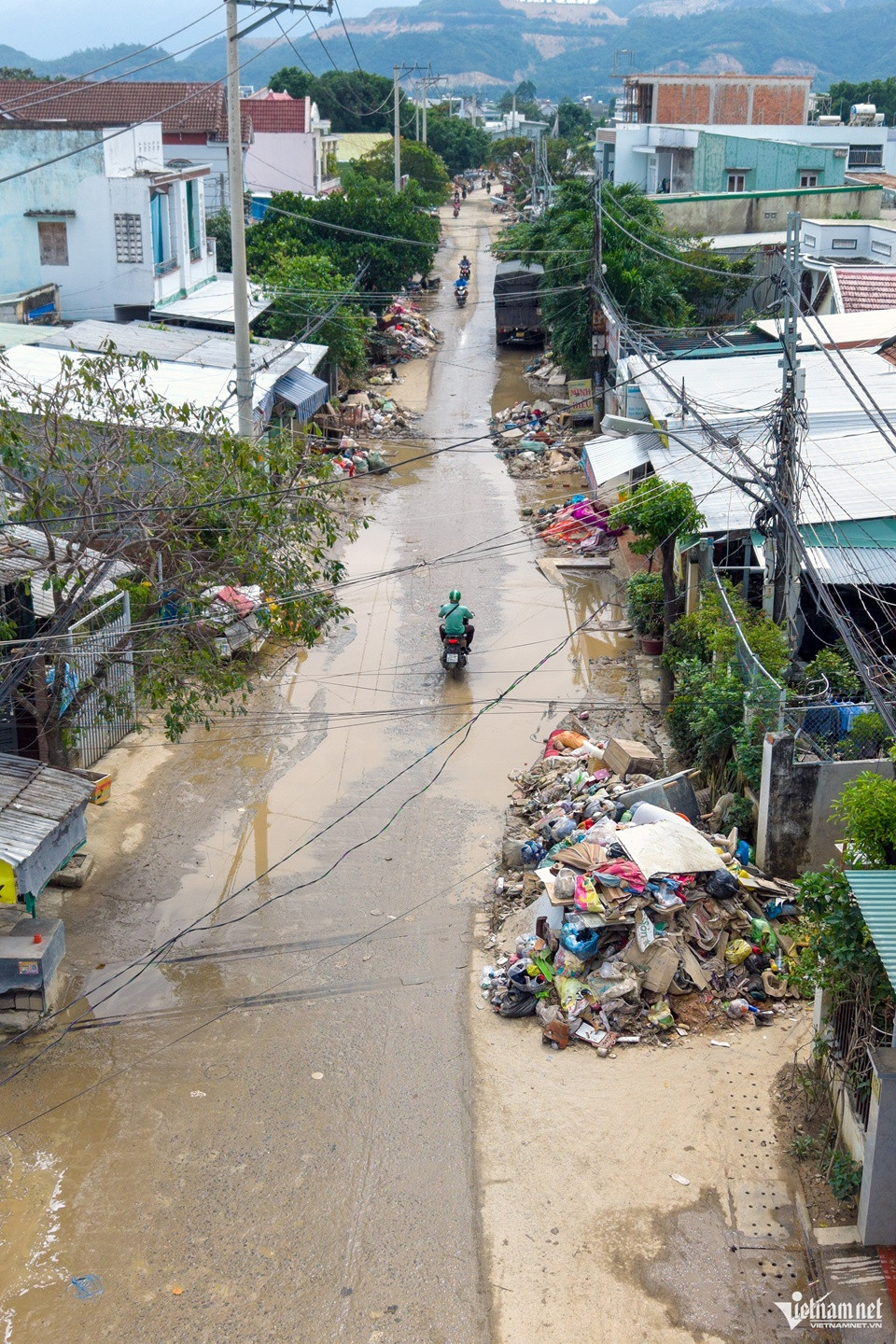 vietnam floods7.jpg