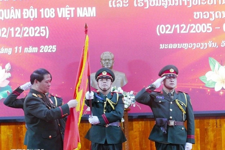 Vietnam, Laos expand cooperation in military medicine