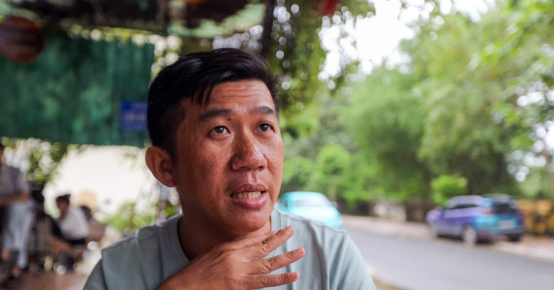 Heroes of the flood: Khanh Hoa civilians risk lives to save their neighbors