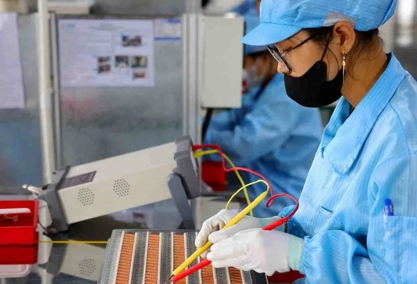 Hanoi draws over 3.9 billion USD in FDI in first ten months