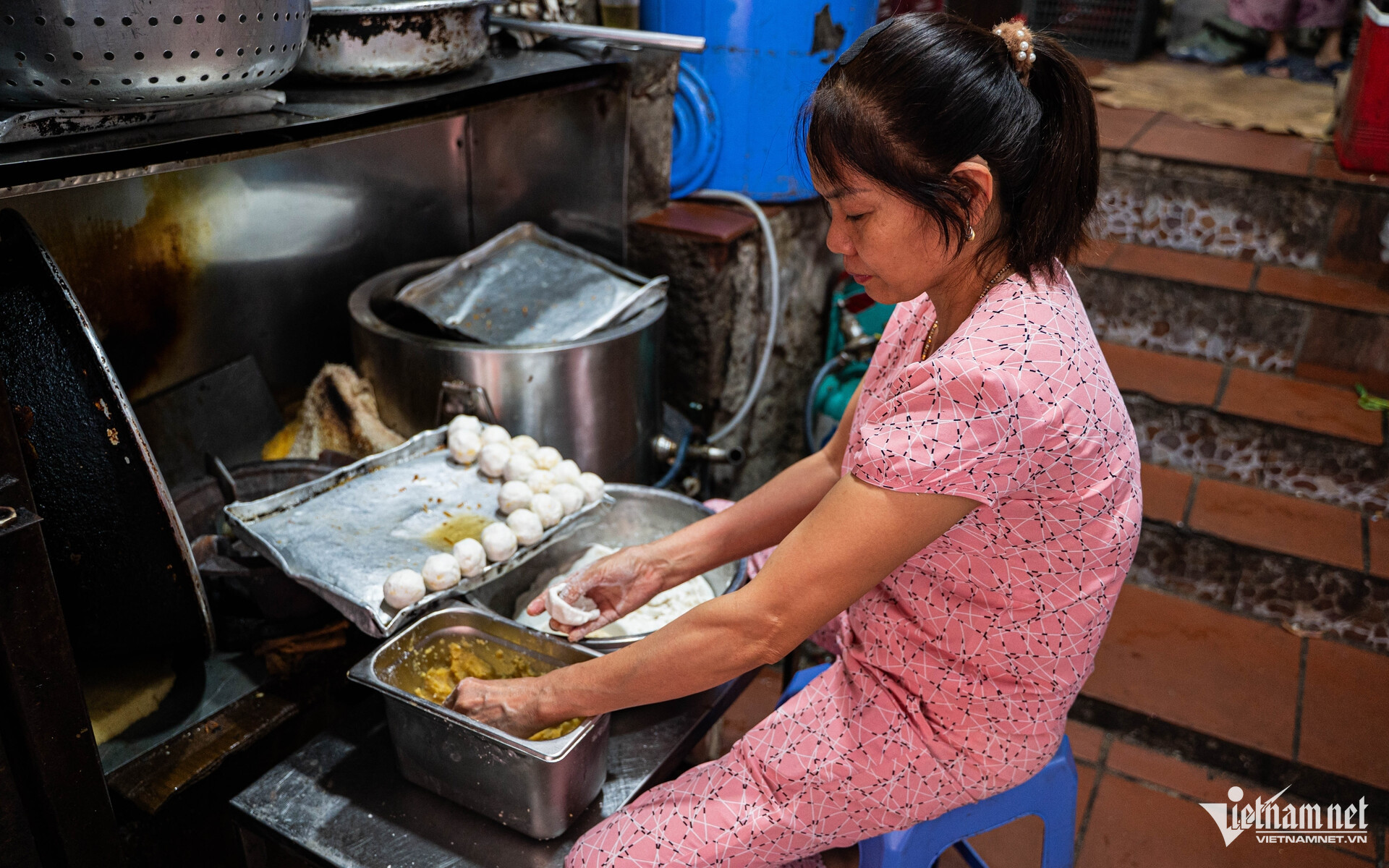 hanoi street food4.jpg