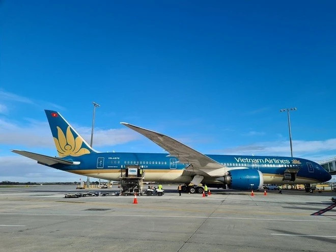 Vietnam Airlines launches direct flight connecting Hanoi, Jakarta