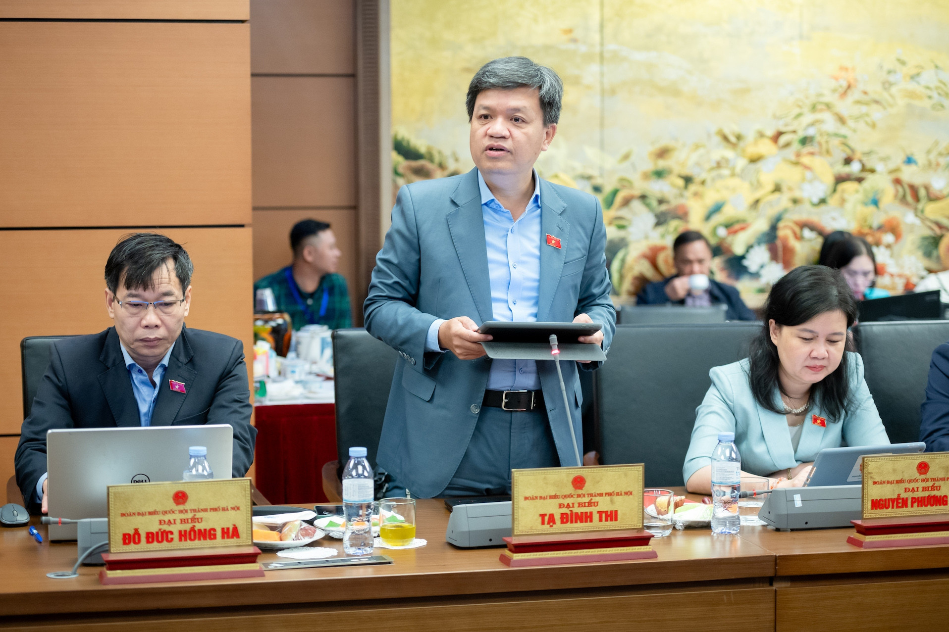 NA deputies debate qualifications for company directors in draft insurance law