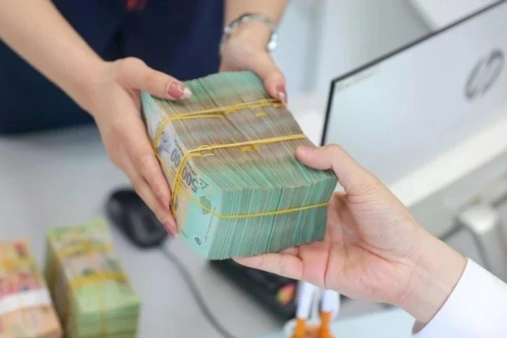 Over 1 billion USD mobilised through G-bond auctions at HNX in October