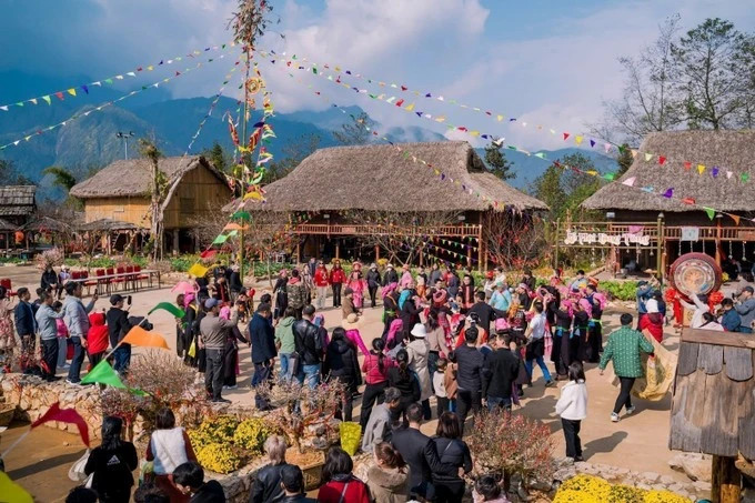 Sa Pa gears up to attract visitors during year-end festive season