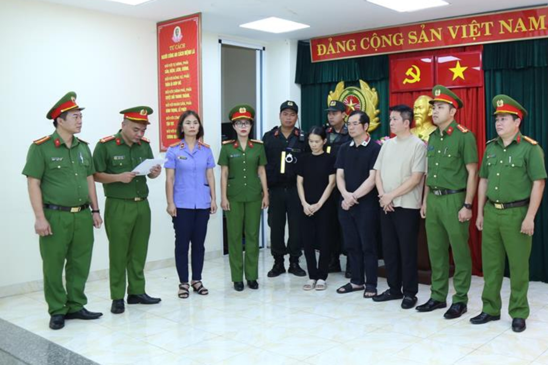 doan di bang 1 2184.jpg