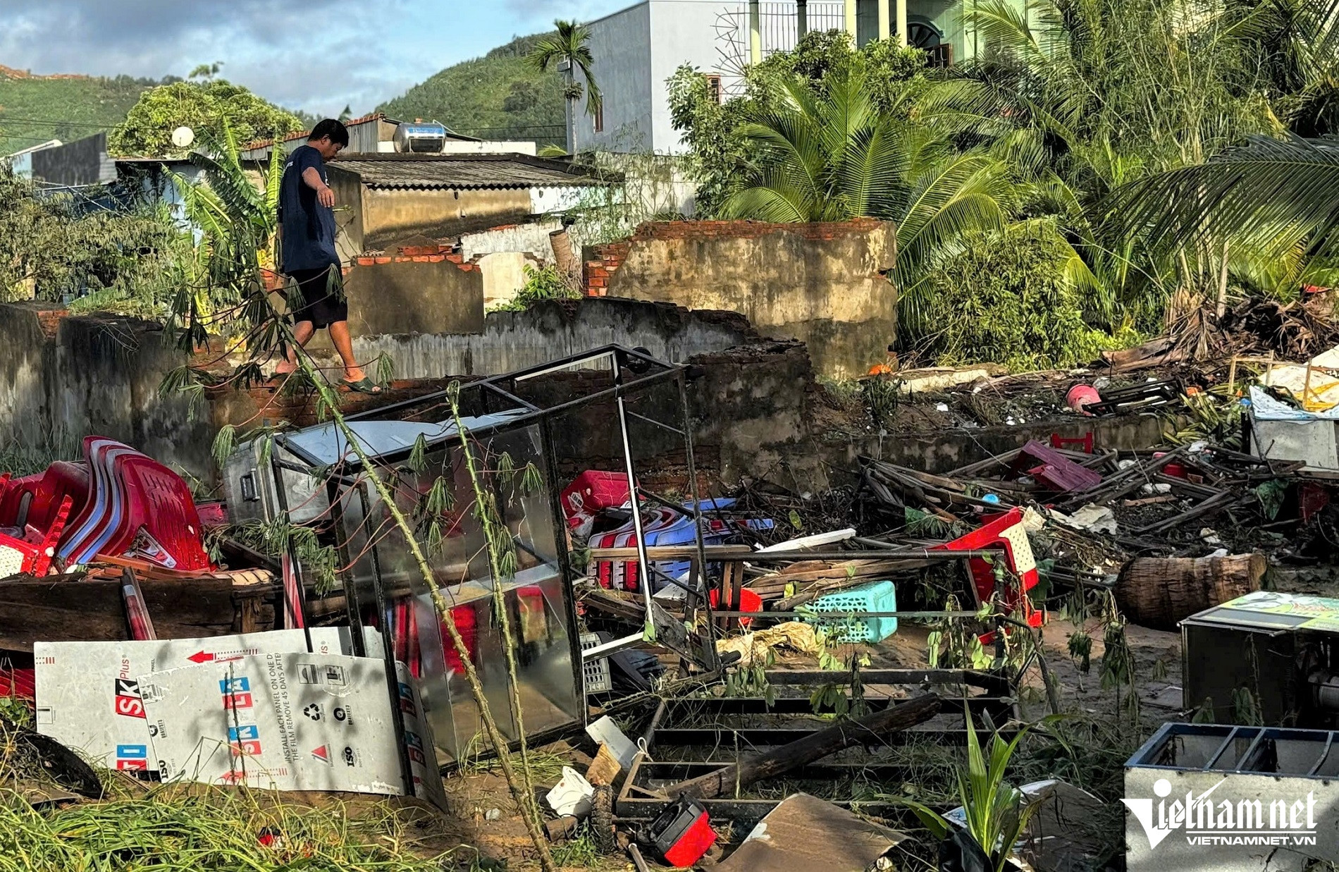 floods in vietnam11.jpg