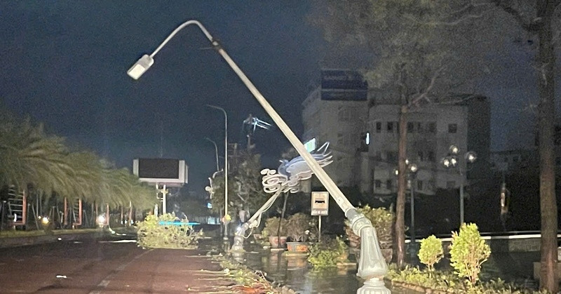 Storm Kalmaegi leaves trail of devastation across Gia Lai