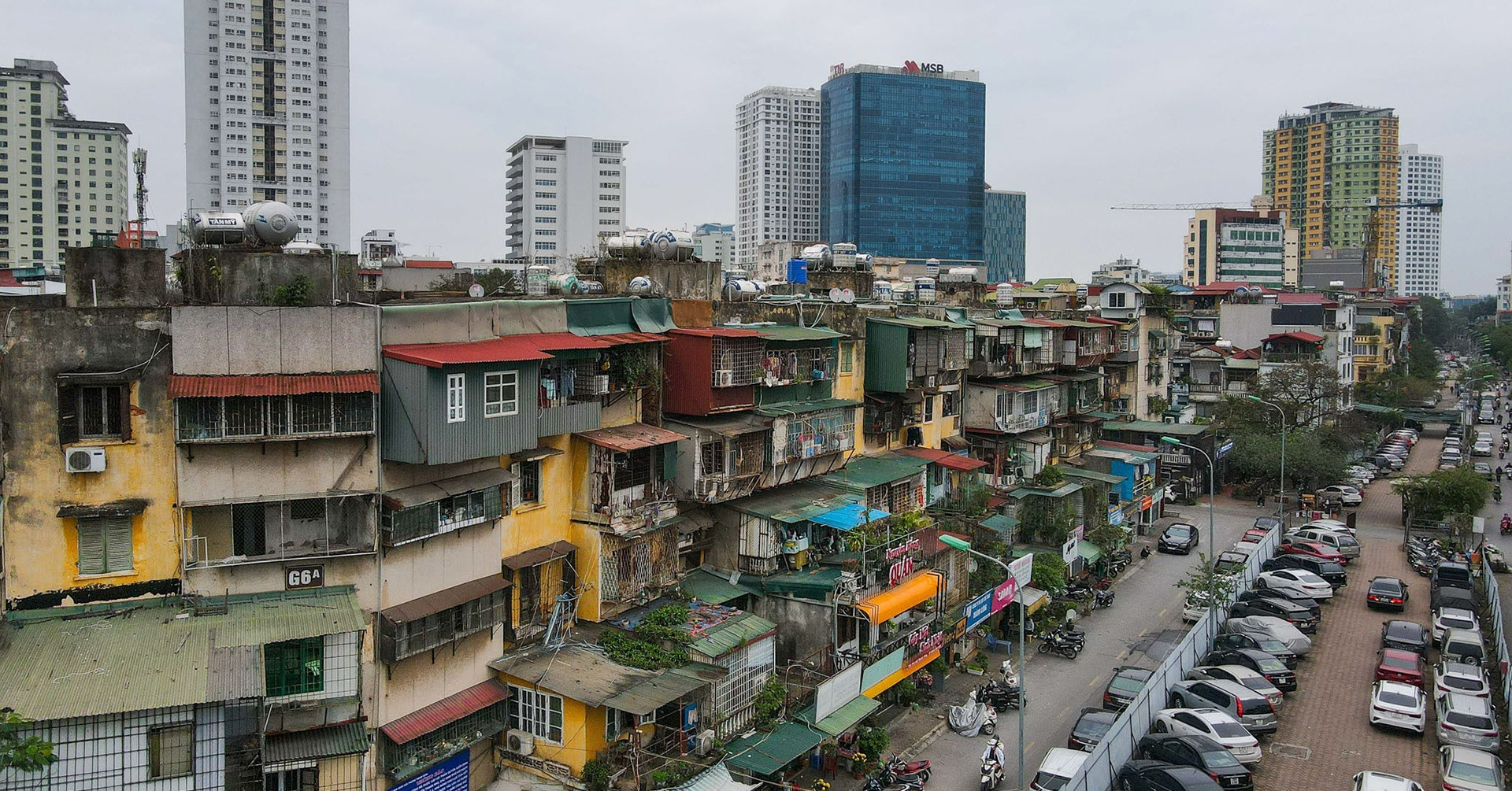 Hanoi struggles to demolish unsafe aging buildings due to legal gaps