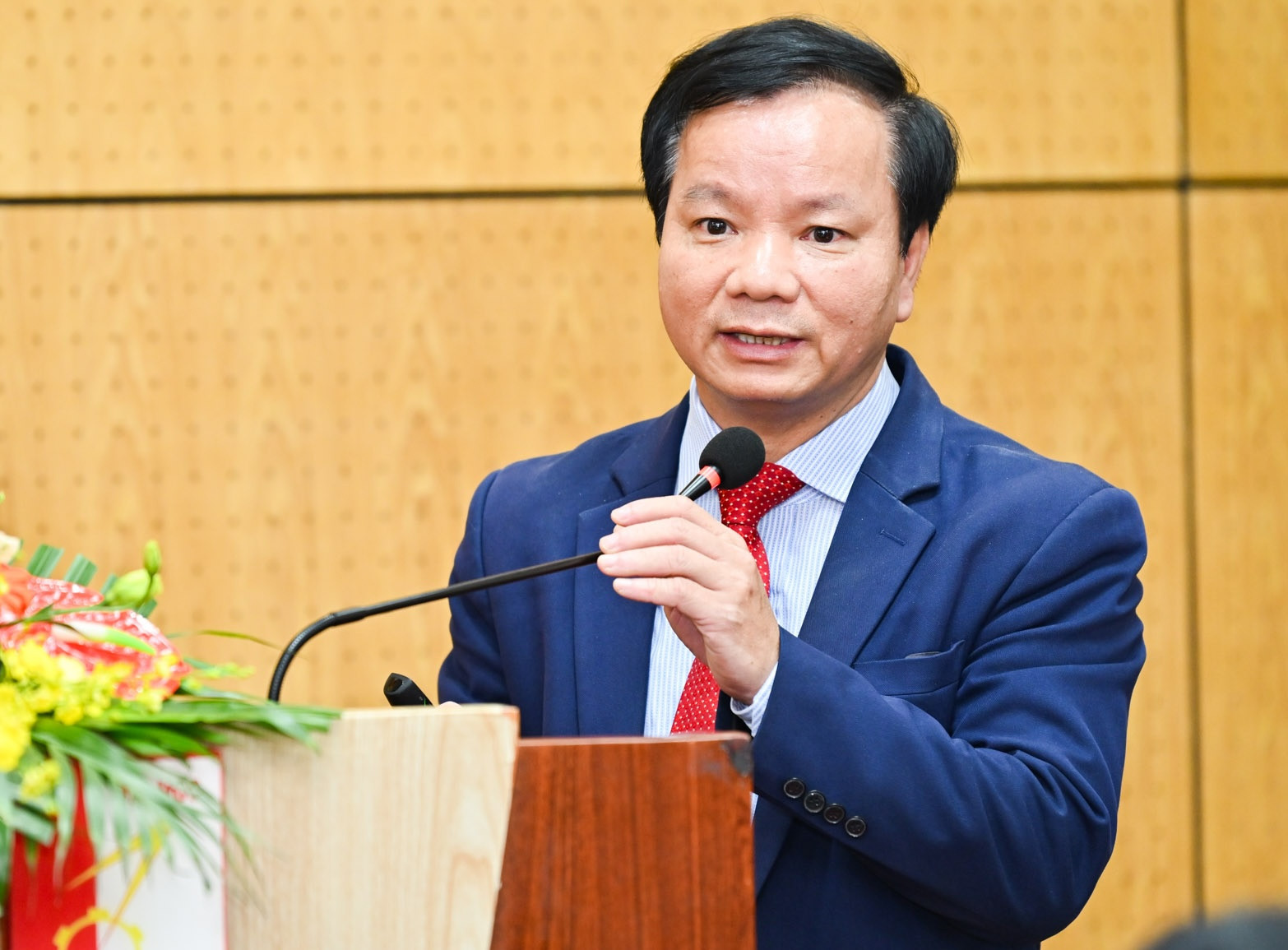 HUSt nhan tai Yem DuyThanh.jpg