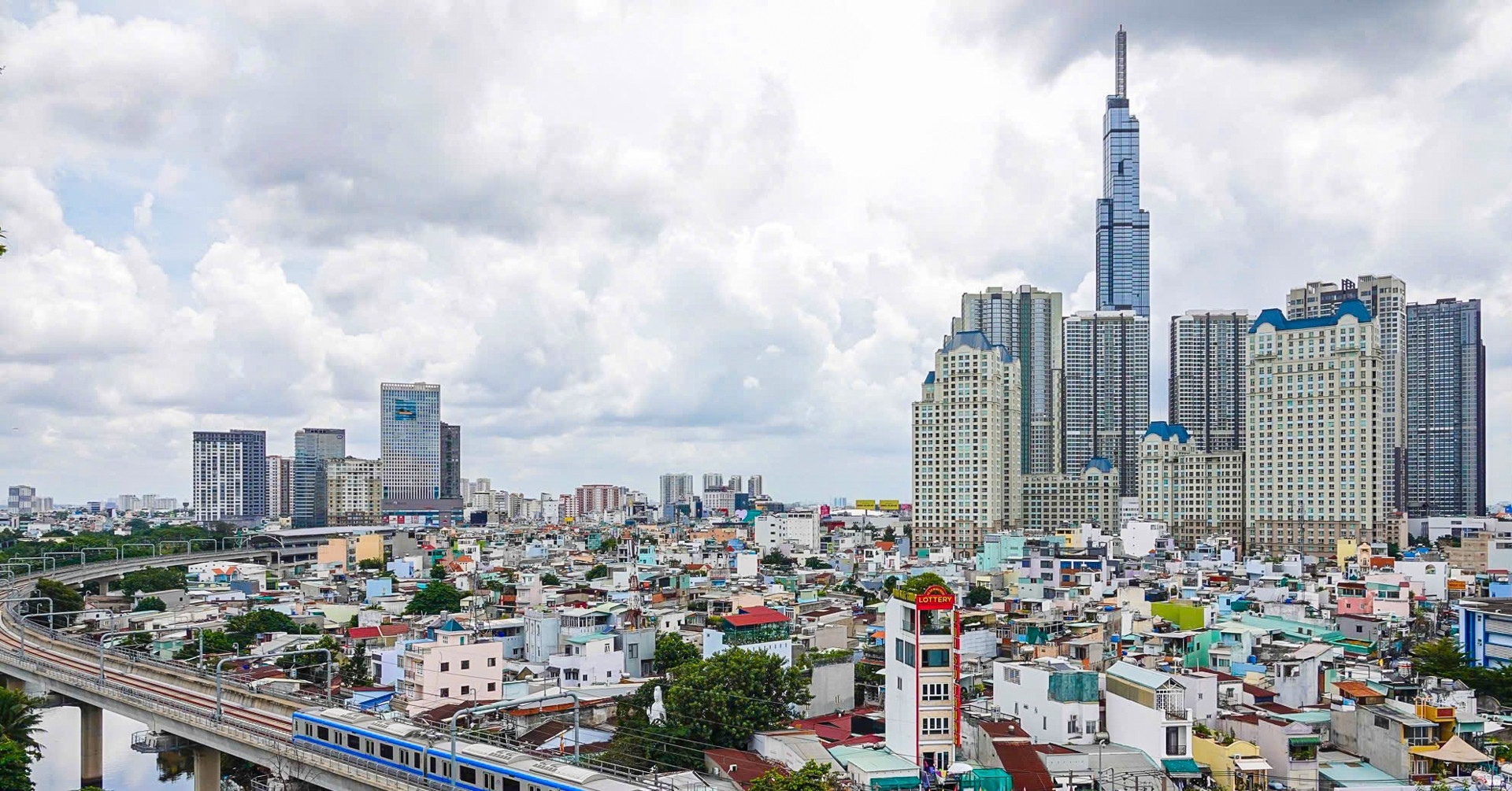 Vietnam to begin nuclear power and railway megaprojects in early 2026