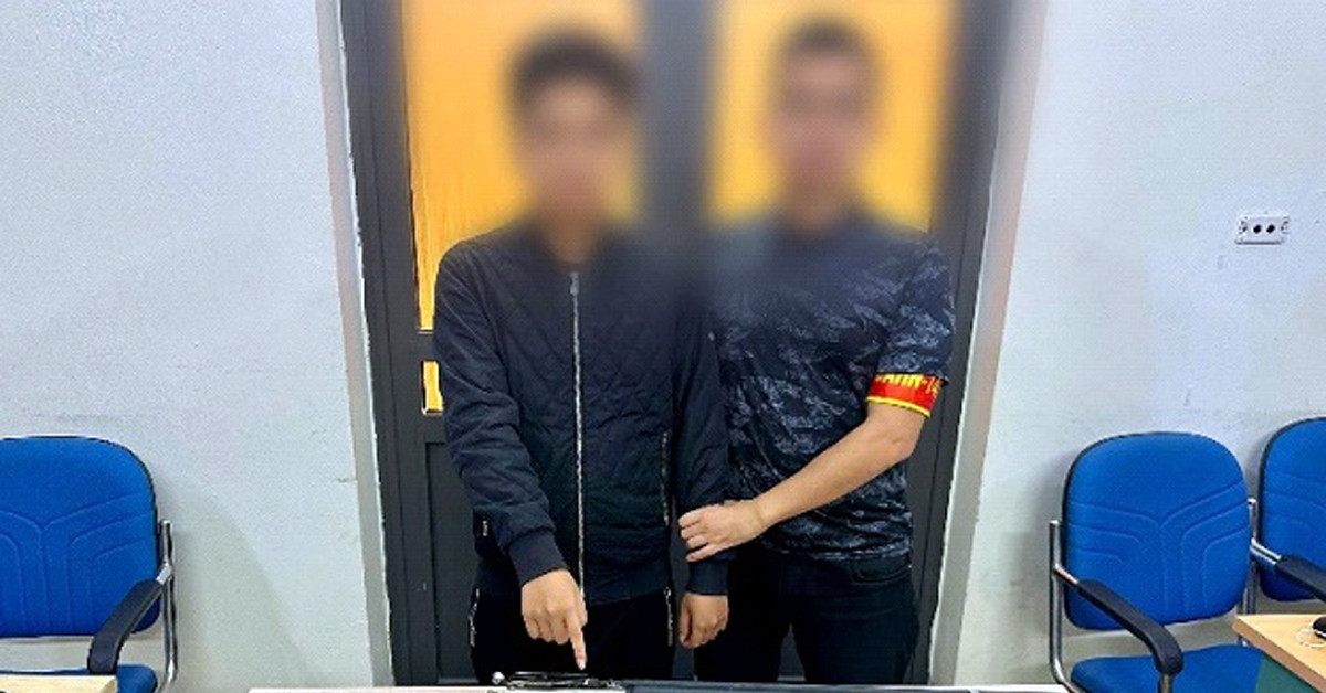 Hanoi police uncover arsenal of weapons in 16-year-old’s home