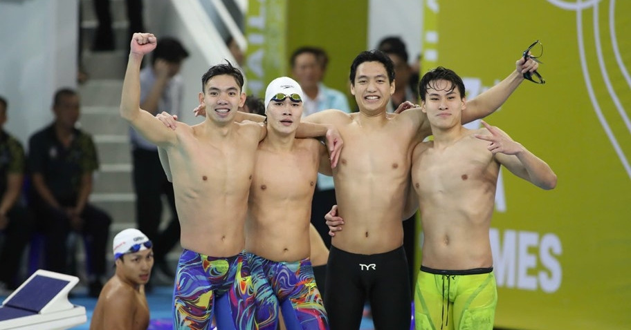 Vietnam clinches historic relay gold at SEA Games with 17-year-old star
