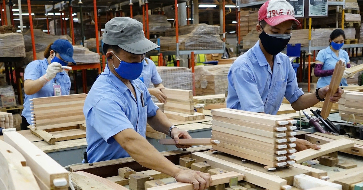 Digital transformation puzzles billion-dollar wood firms in Vietnam