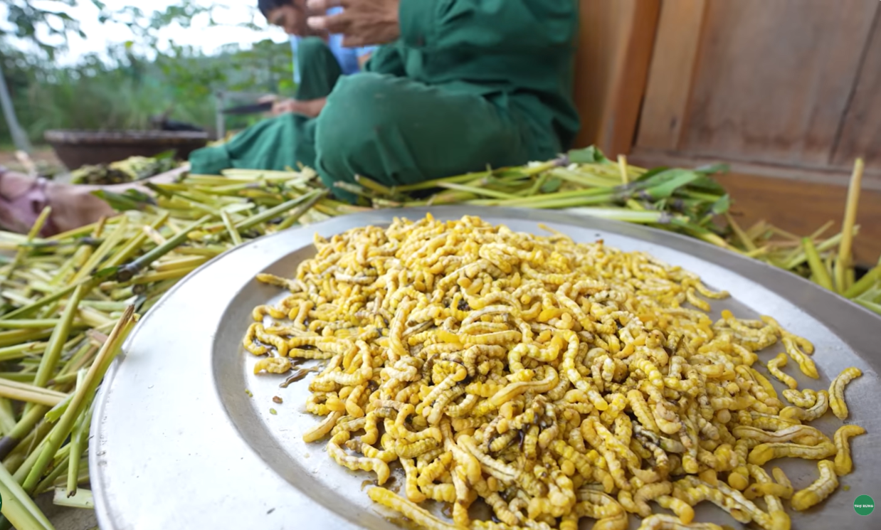 sâu chít   thợ rừng 0.png