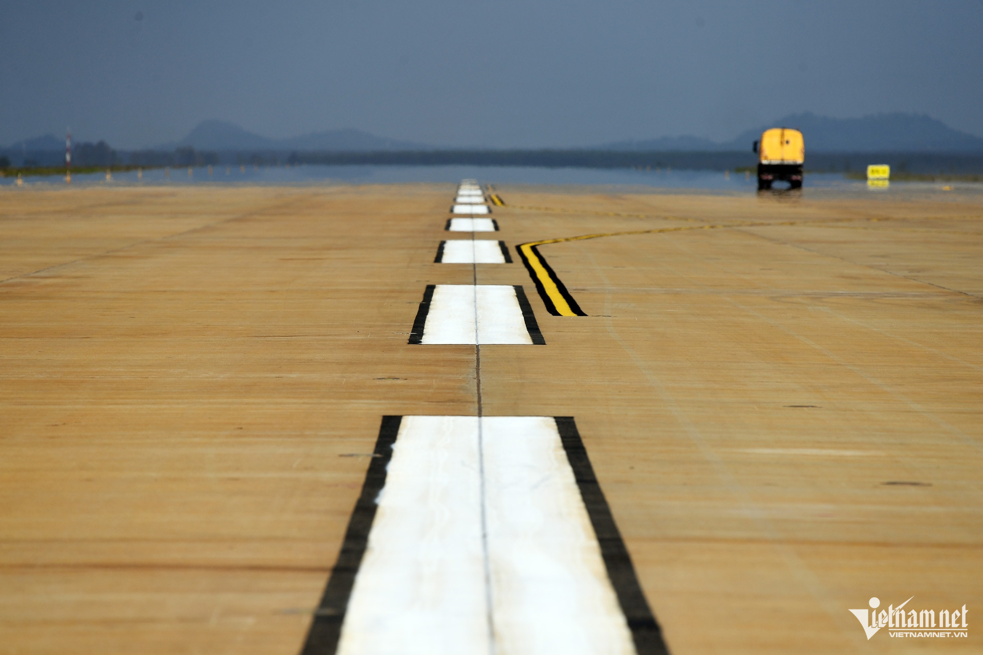 LONG THANH AIRPORT8.jpg