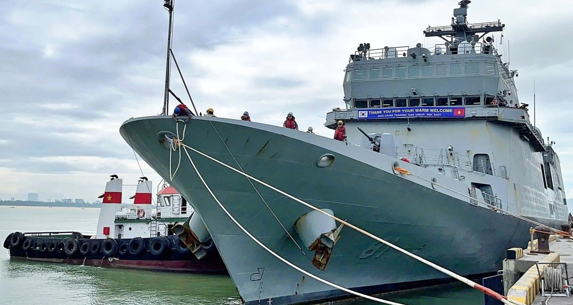 South Korean Navy training ship ROKS Hansando visits Da Nang