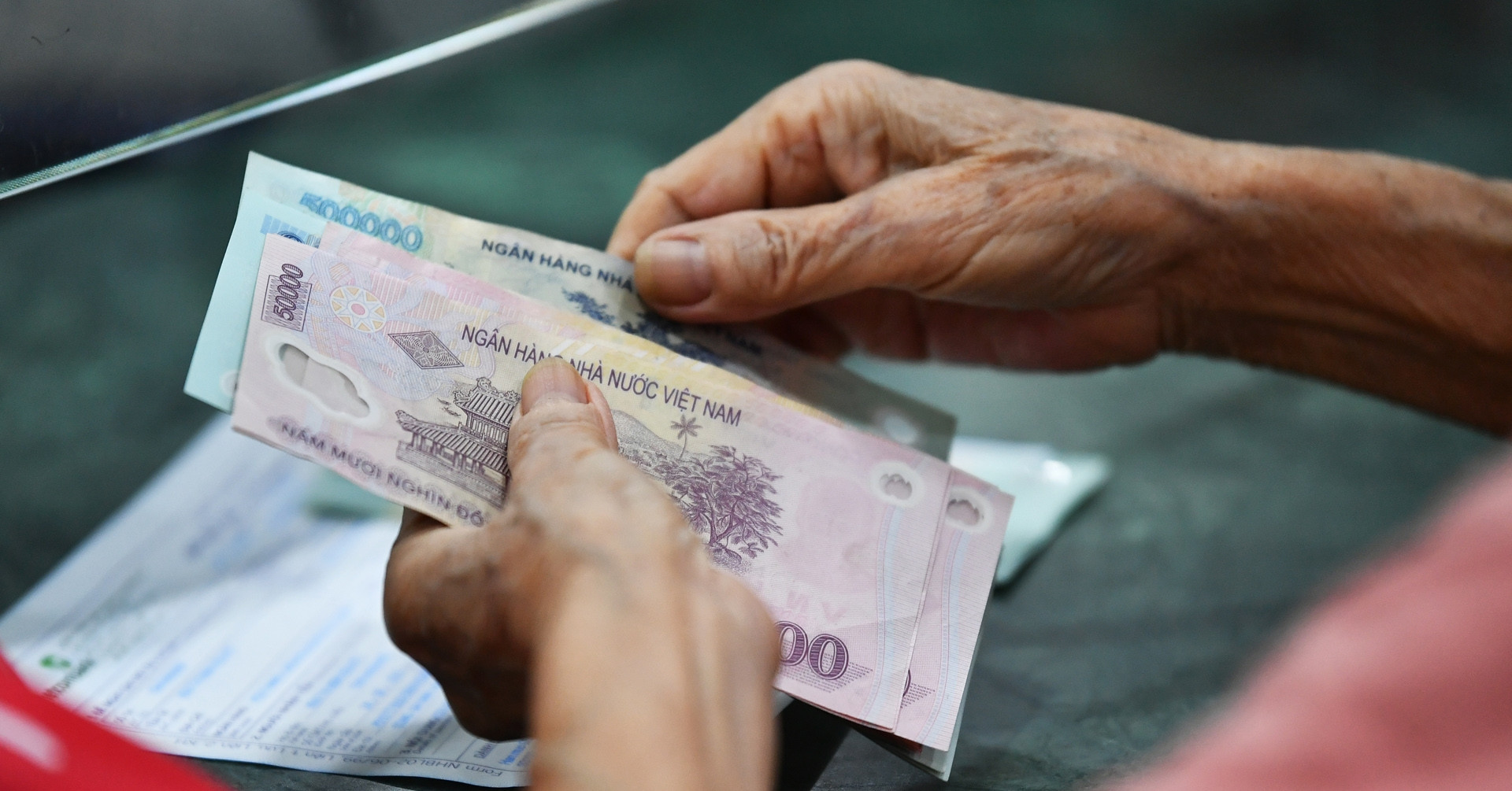 Vietnam’s top income tax rate triggers concern over fairness