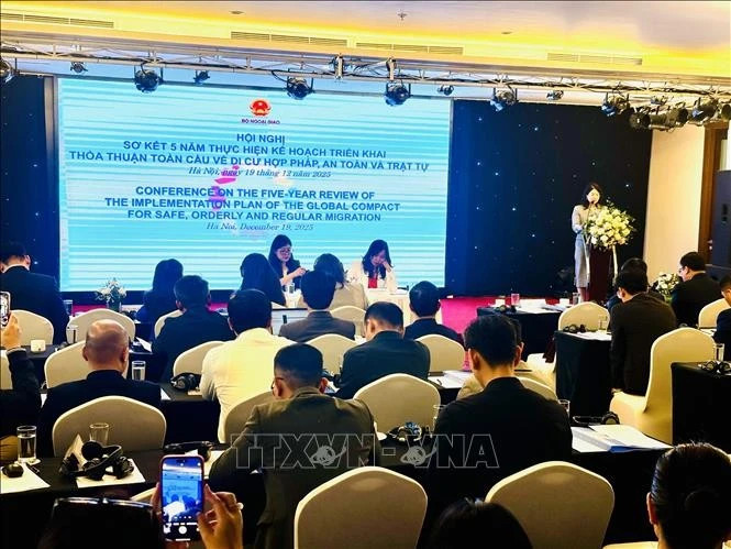 Vietnam reviews five-year implementation of global compact for migration
