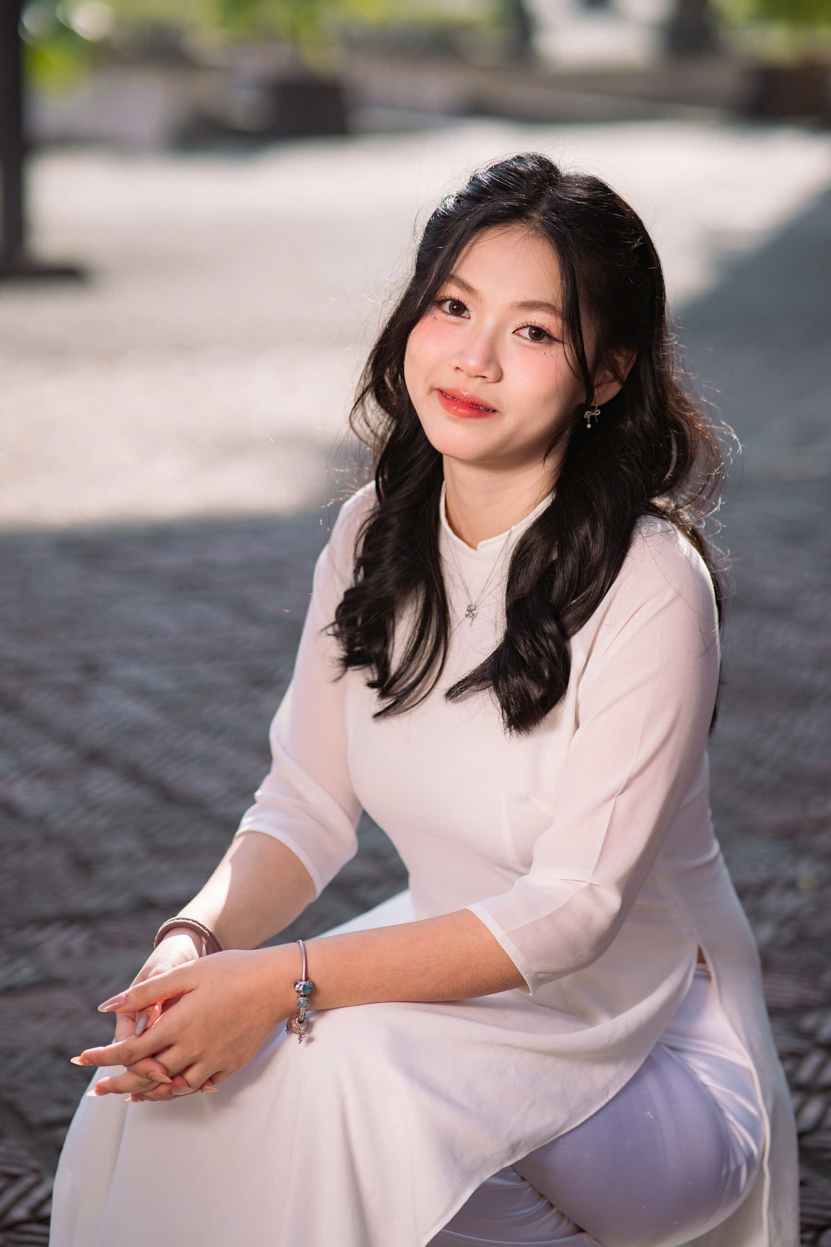 Nguyễn Minh Thư.jpg