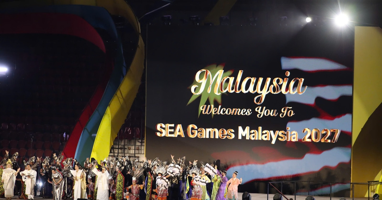 SEA Games 33 closes in Bangkok with a festive farewell, next stop: Malaysia