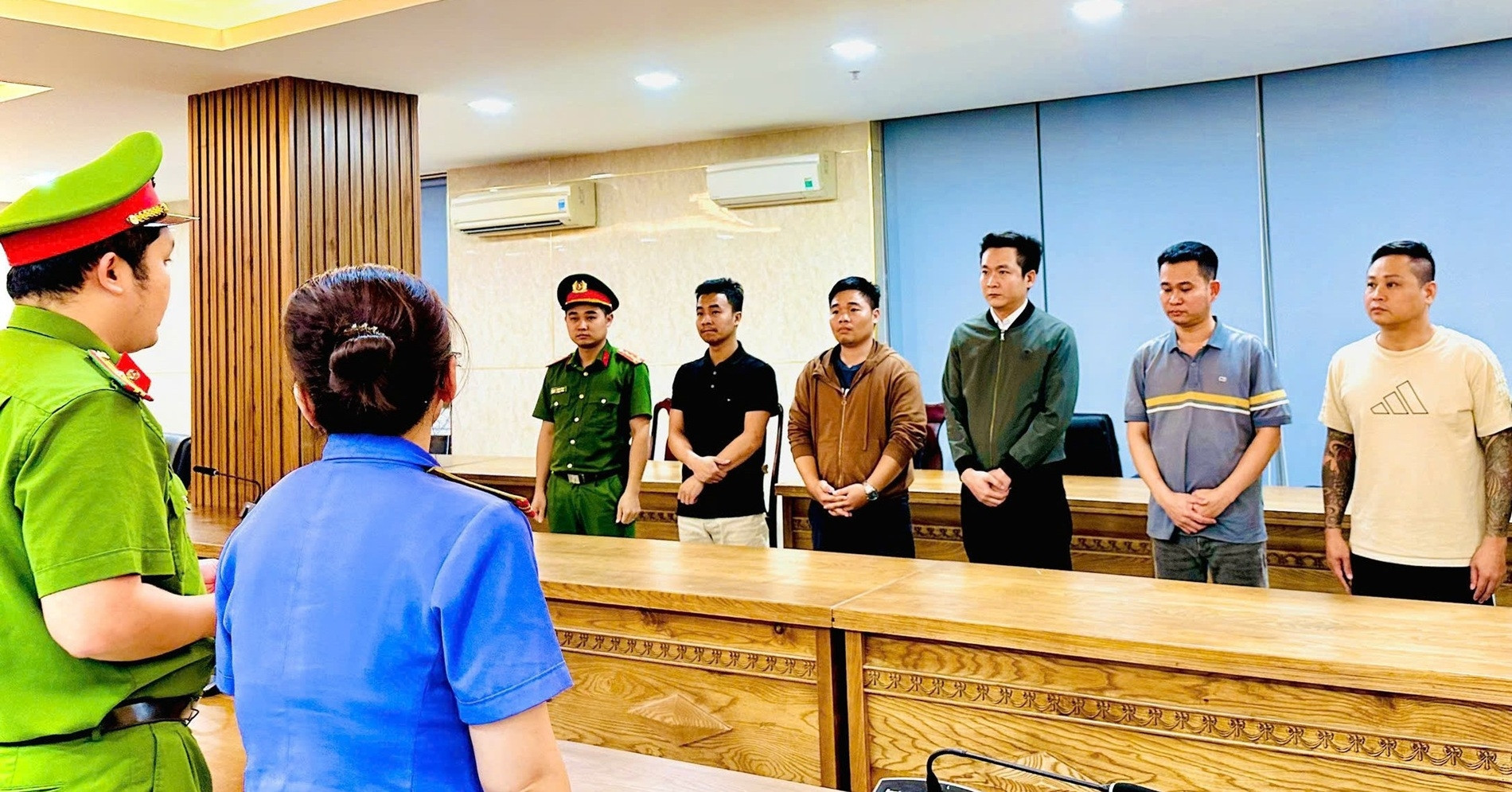 Da Nang police bust bribery ring linked to $2.6 billion money laundering case