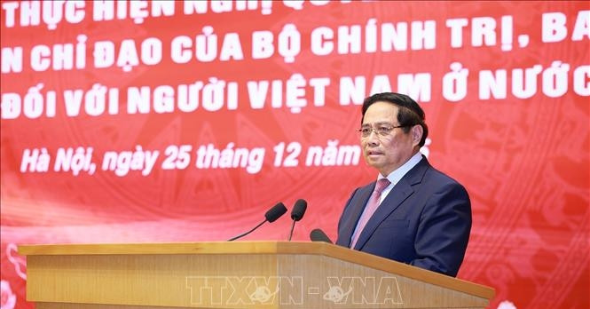 Prime Minister: Vietnamese people everywhere are self-reliant and proud