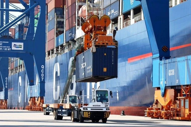 Vietnam bets big on double-digit economic growth in 2026