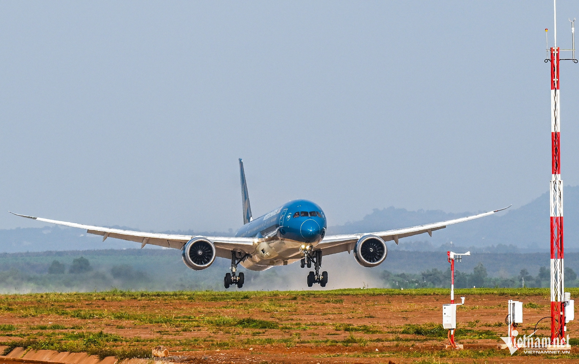 The race to connect Long Thanh Airport with central Ho Chi Minh City
