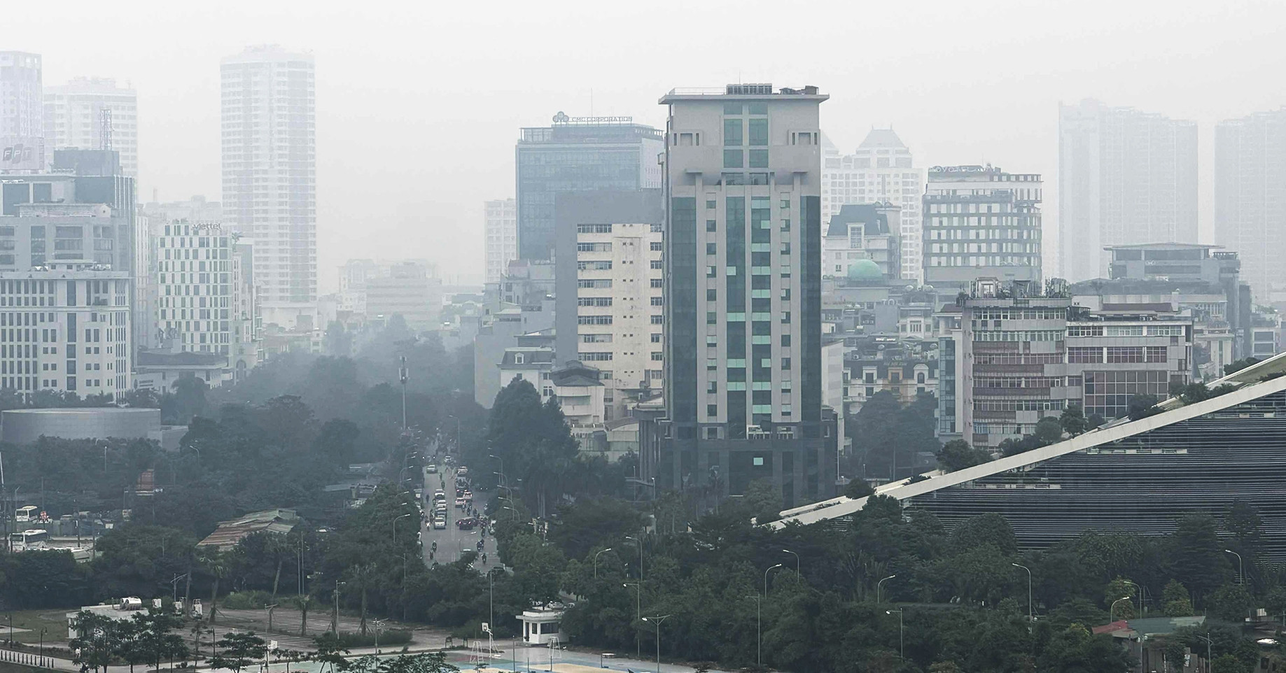 Smog lifts over Hanoi as air quality shows signs of recovery