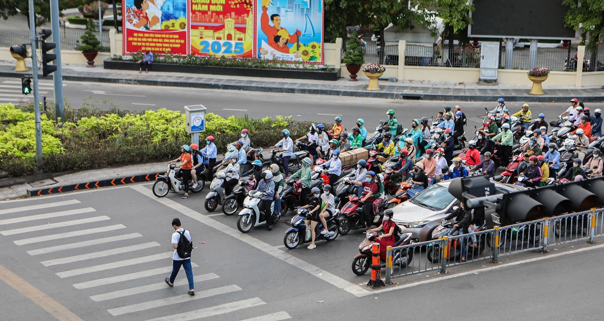 New traffic laws in Vietnam reshape driver behavior in 2025