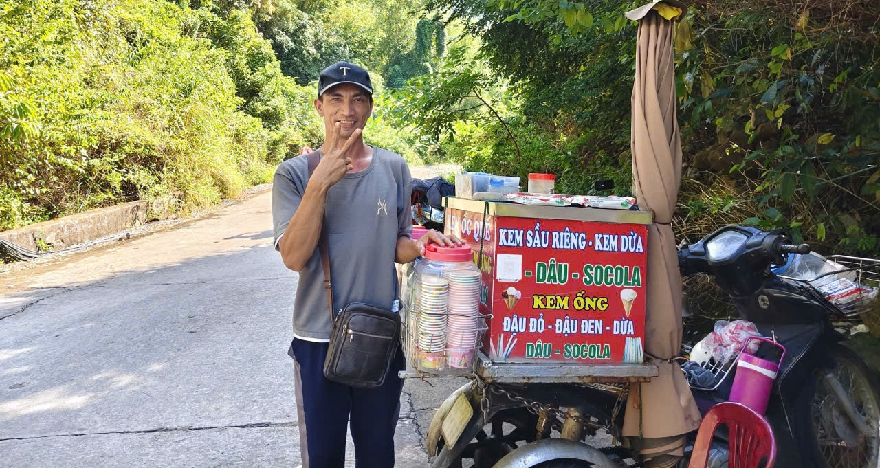The island ice cream man behind Vietnam’s viral travel videos
