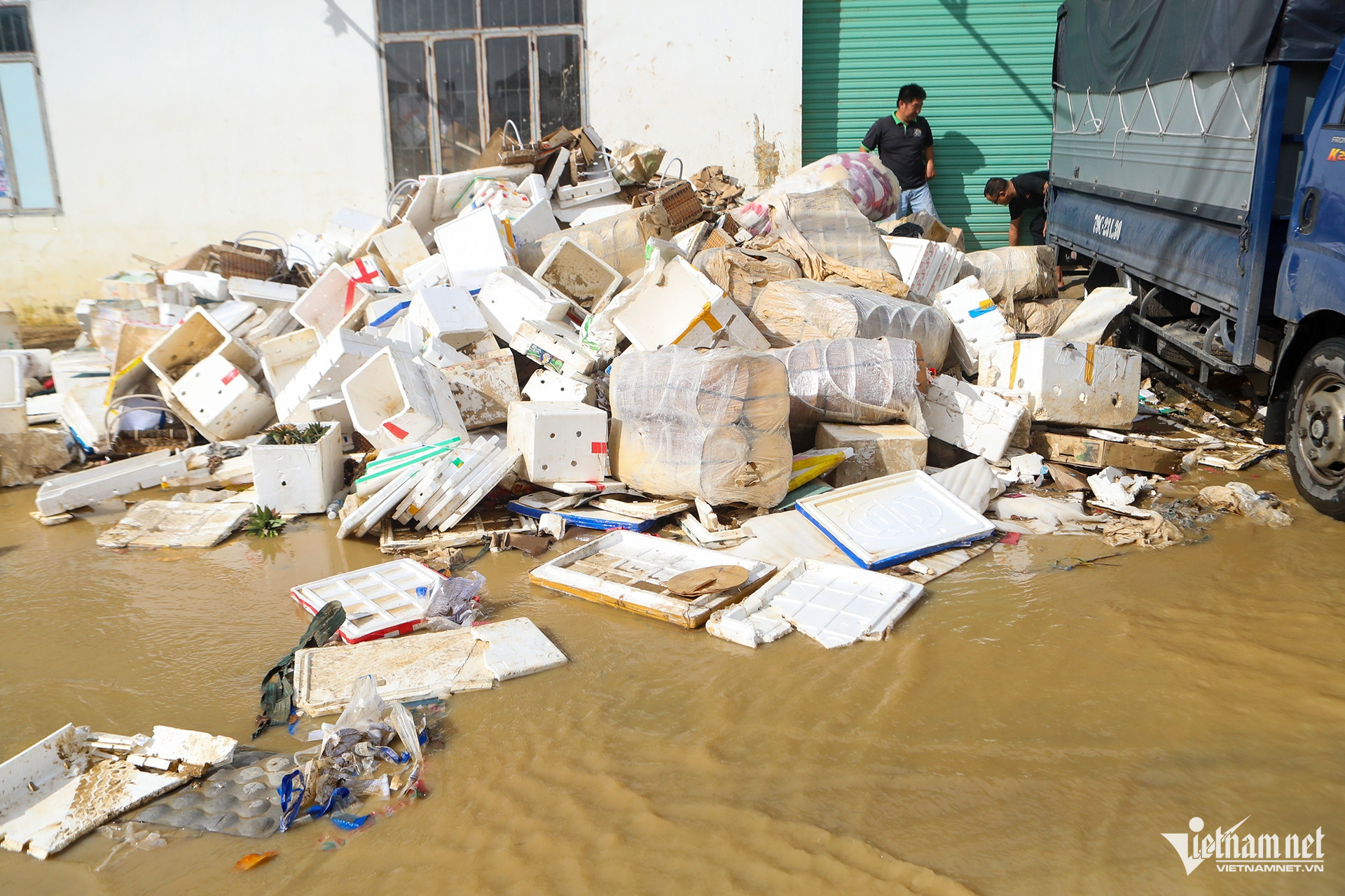 floods in vietnam12.jpg